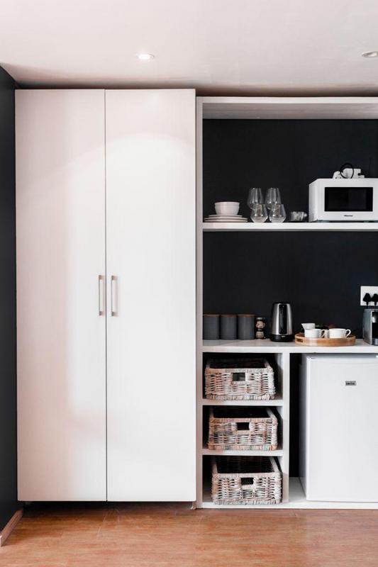 4 Bedroom Property for Sale in Green Point Western Cape